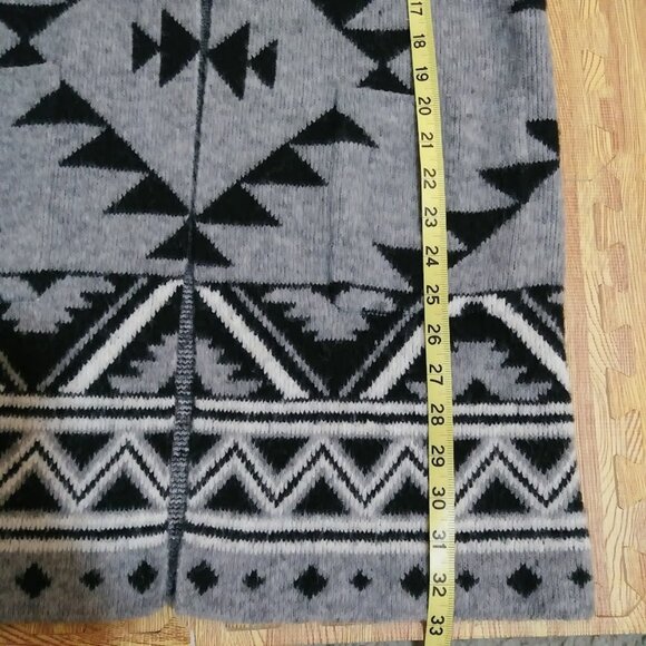 FRYE Southwestern Native Jacquard Open Front Cardigan Duster Sweater Small - Picture 3 of 7